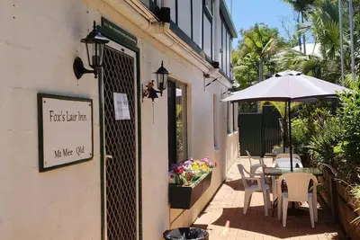 Image de Fox’s Lair Inn, an English replica pub