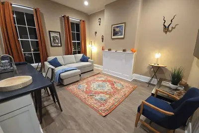 Image de The Henry Lofts Unit 3 - 'The Sunset Suite'