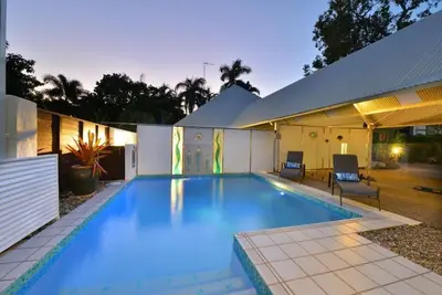 Image de Serenity Villa with heated Pool & Beach access