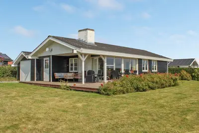 Image de \"Reinhold\" - 200m from the sea by Interhome