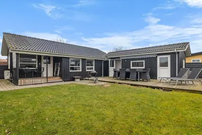 Image de \"Dida\" - 120m from the sea by Interhome