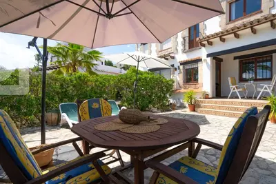 Image de Calma Moraira by Solhabitat Rentlas