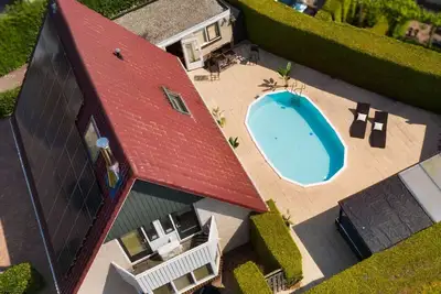 Image de Luxurious country house with whirlpool, sauna and private swimming pool