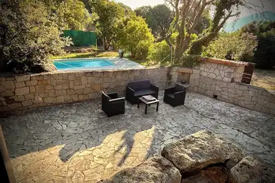 Image de Ancien moulin rénové avec piscine privée, plage à 5 mn. Authentique et charmant.