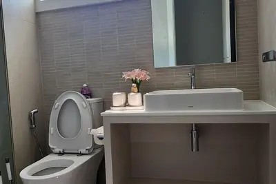 Image de Spacious 3-bedroom condo with WiFi, Ac. Nice View, Large Balcony, Fully furnished