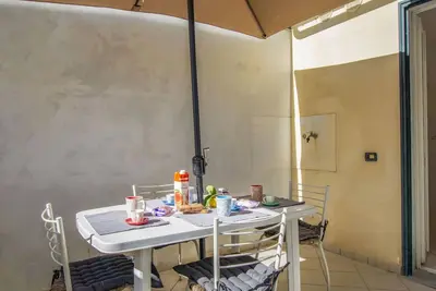 Image de Bel appartement pour 6 personnes avec climatisation, Wifi, Tv, patio et animaux admis