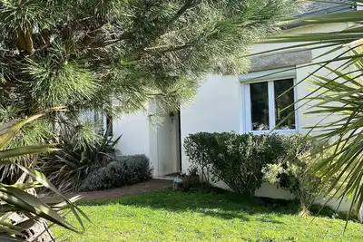 Image de Belle maison proche de la plage de Kervoyal