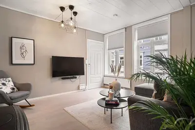 Image de 250m From CityCenter l Fireplace l Sleeps 6 l 24i7 check in