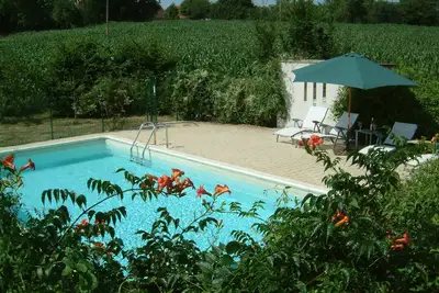 Image de Beautiful 4-bedroom villa with inground pool in Jumilhac-le-Grand