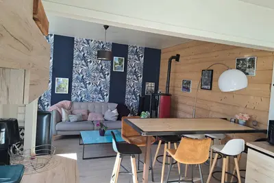 Image de La maison entre les 2 Lacs