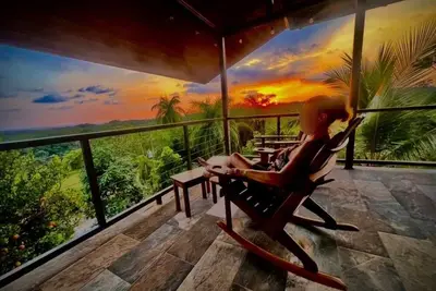 Image de Casa Sol y Vista: Beautiful Views over the Jungle Canopy and Ocean!