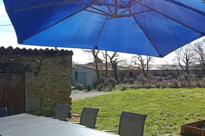 Image de Gîte \"La Tanière\" proche Puy du fou et marais poitevin