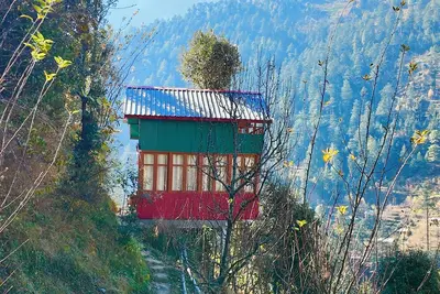 Image de Jibhi Bliss treehouse Cottage-1