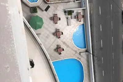 Image de Condo moderne face a la mer, edifice avec toutes les commoditées
