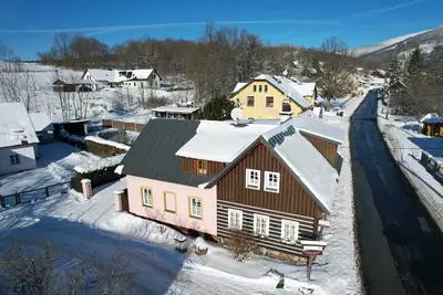 Image de Cozy vacation home, close to the slopes and hiking trails