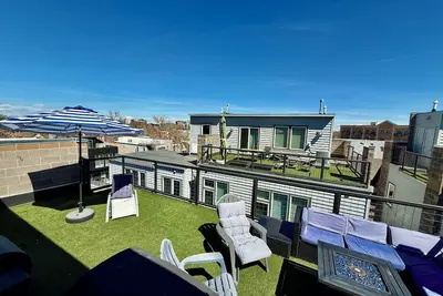 Image de Modern townhome w/ rooftop patio in RiNo/ Five Points, Denver