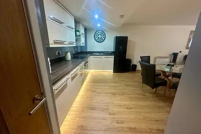 Image de Imperial City Apartment