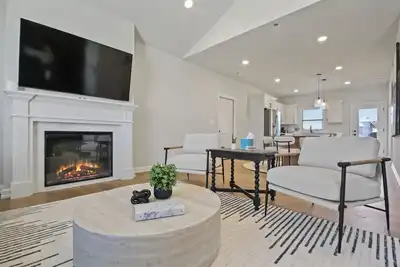 Image de Zou Lodge - Modern 3br With King Beds Near Mizzou