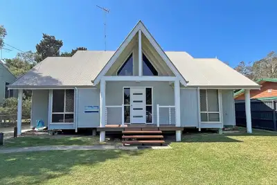 Spacious Flinders Home With Beautiful Bush Outlook