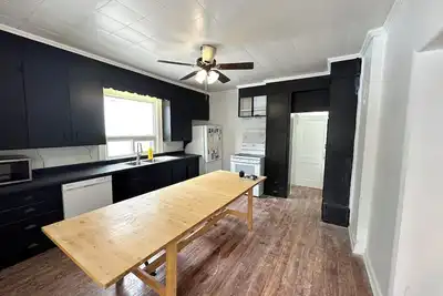 Image de Great central location in kitchener waterloo