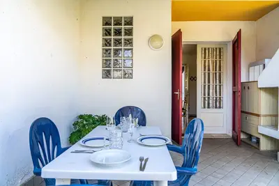 Image de Charmant appartement avec jardin et piscine