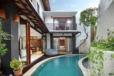 Image de Tropical Escape at 3-Bedroom Villa in Batu Bolong