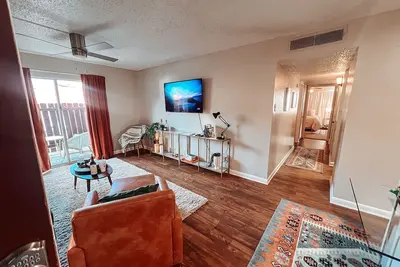 Image de Cozy 1-bedroom apartment in charming Trujillo Alto with Ac