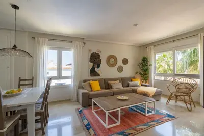 Image de Great for families and golfers, Villamartin Plaza