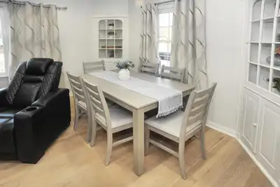 Image de 3-bedroom house in delightful Chesterton