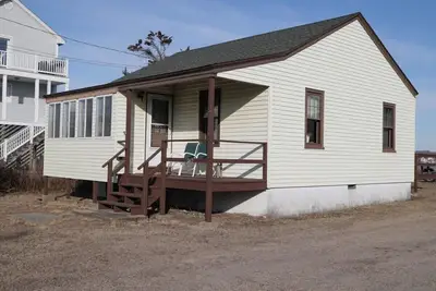 Image de Across from the Beach with Beach Pass