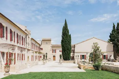 Image de Le Mas Caladoc – Domaine de Luxe avec Spa Privatif en Provence