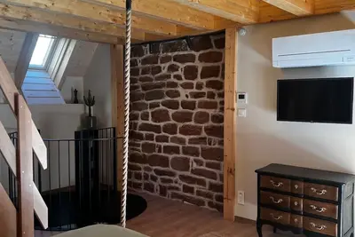 Image de Grange des rêves avec son lit suspendu