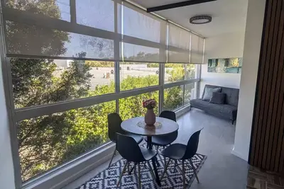 Image de Green Point Getaway: for Work, Play & Family Fun in the Trendiest Cape Town Area