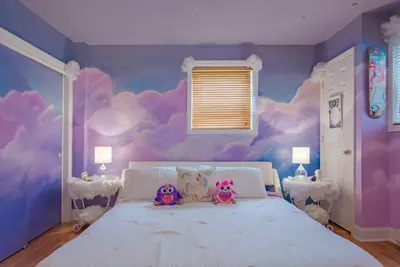 Image de The Vibrary Inn, a Fantasy Minnewaska Escape. Minutes from Hikes and Waterfalls.