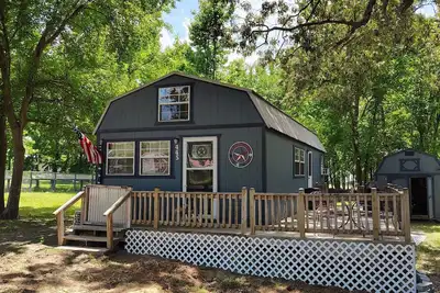 Image de Charming 1-bedroom cabin in Quitman Texas  on World famous Lake Fork sleeps 4