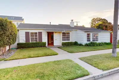 Image de Beautiful Furnished 2 Bedroom Home in Coronado's Village