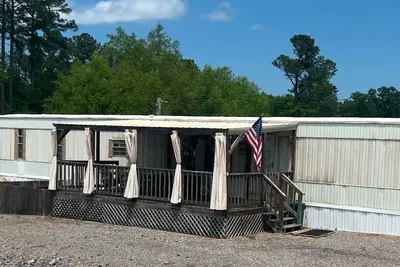 Image de Relax, Recharge, and Explore Kentucky Lake!