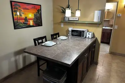 Image de Cozy Duplex in Historic Fort Lowell Neighborhood • Walk to Tmc!