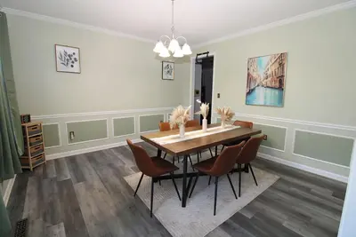 Image de Marlboro Mansion - Located on over 2 Acres in Upper Marlboro, Md