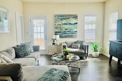 Image de Cozy 3br Near Uptown, Carowinds, South End & Airport– Pool Access