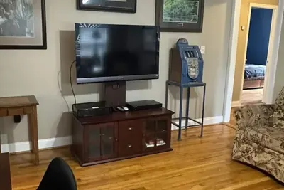 Image de The Manor - Charming 3-bedroom house in lovely Oneonta with WiFi, Ac