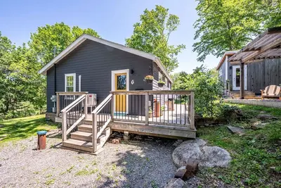 Salty Breeze Cottage