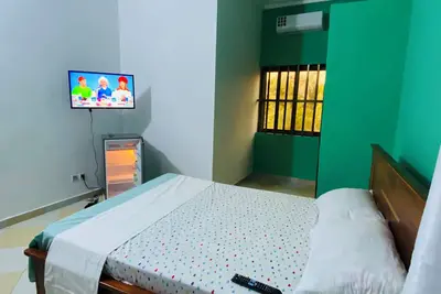 Image de Résidence à chambre d’hôte luxueux, Wifi, Calme, discret dans une zone sécurisé