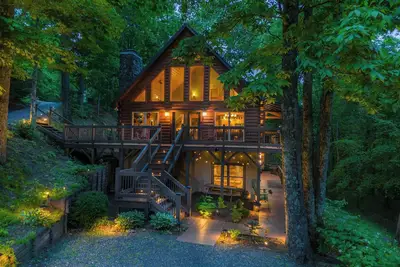 Image de Modern Log Cabin with all the Amenities