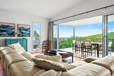 Image de Fiskardo- Gerringong, Views of ocean and rolling hills.