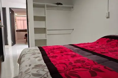 Irken 2 House, Ideal For Groups Of Up To Twelve People