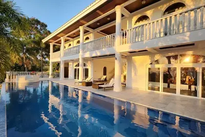 Image de Villa @ Terrazas de Punta Fuego, Nasugbu Batangas.