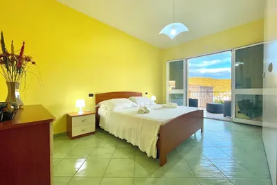 Image de \" Sunrise Apartments Deluxe \"