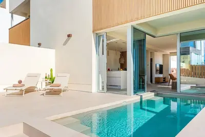 Image de Villa los Linos with heated plunge pool and garden