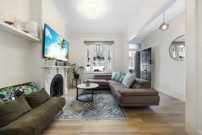 Image de Fresh Green 4br3ba Harborside Retreat by Palm&Vine